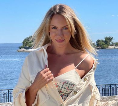 Інша планета: Нікітюк показала, куди і до кого виїхала з України 