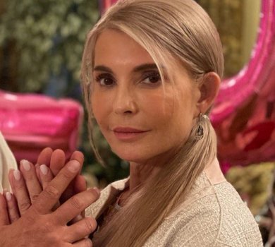 Тимошенко у річницю шлюбу показала романтичне фото з чоловіком 