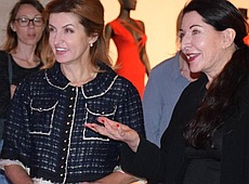 Жінки Порошенка та Льовочкіна показали моду мисткині Абрамович. ФОТО