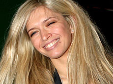 Брежнєва не боїться стати бабусею і любить ревнощі