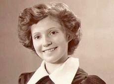 Школярка Юля: Тимошенко до Дня вчителя показала свої архівні ФОТО