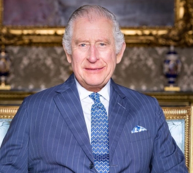 Через сосиски: в мережі запідозрили, що король Чарльз став жертвою булінгу