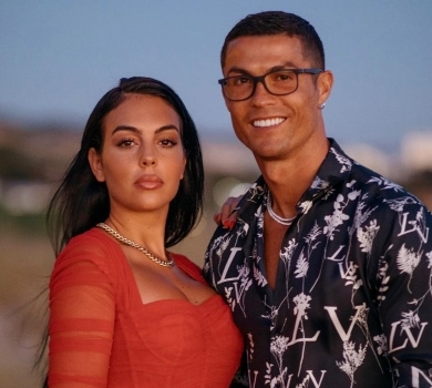 Роналду подякував за підтримку після смерті сина та вперше показав новонароджену доньку