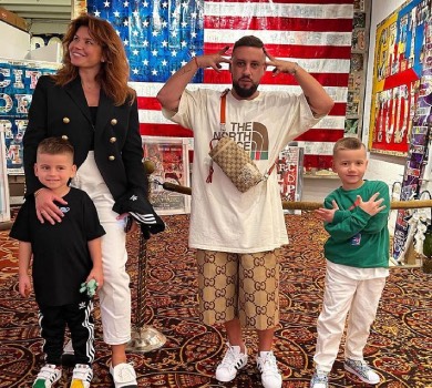 Монатіки в Маямі зводили найкращих друзів на пляж та до музею. ФОТО