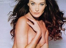 Відверте ню від потенційної дружини Ніколя Саркозі