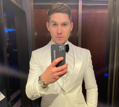 Російською і для росіян: Остапчук і Сердючка втрапили в скандал через вечірку на Міконосі. ОНОВЛЕНО