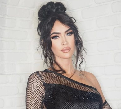 Меган Фокс кардинально змінила зачіску. ФОТО 