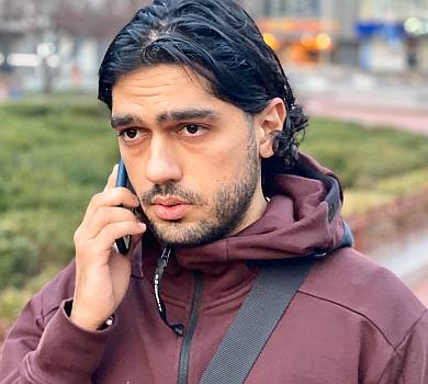 20 фотоапаратів, колекція марок та біткоіни: що декларував депутат Лерос 