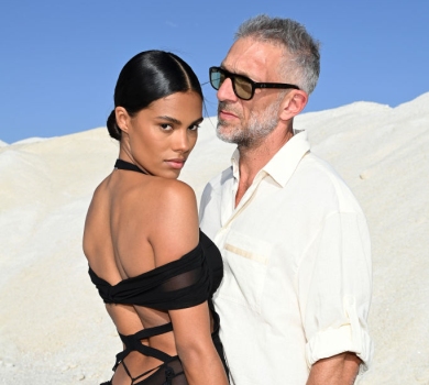 Батл чорних луків: Кунакі, Бекхем та наречена Роналду засвітилися на модному показі просто неба