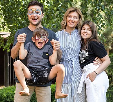 Приберіть камеру: Зеленські привели сина у перший клас і не дали його знімати   