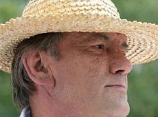 Як Віктора Ющенка кусали, а він різав і ледь не плакав