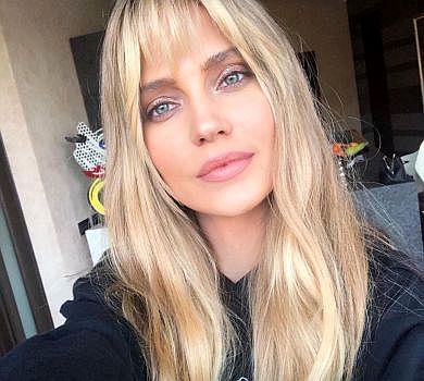 Російську співачку Глюкозу не впустили в Україну та вліпили заборону на 3 роки