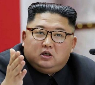 Потяг задоволень Кім Чен Ина: незаймані кореянки, вишукані наїдки та дорогий алкоголь