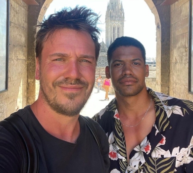 Російський письменник Зигар оголосив про одруження з коханим чоловіком