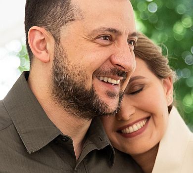 Не змінився, той самий: перша леді привітала Зеленського з 45-річчям і побажала йому усміхатися, як на ФОТО