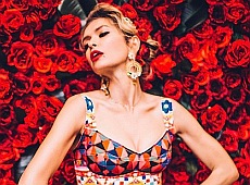 Брежнєва відсвяткувала 35-річчя у стилі #DolceVita. ФОТО