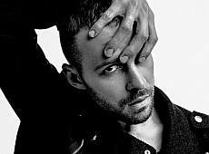 Іменинника Барських зв'язали та вставили квітку до рота. ФОТО