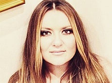 Могилевська в Індії вишиває хрестиком. ФОТО 