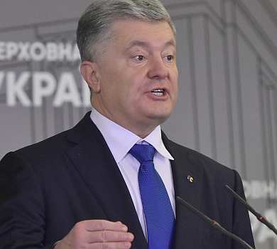 Порошенко вигуляв в Раду Louis Vuitton за 24 тисячі