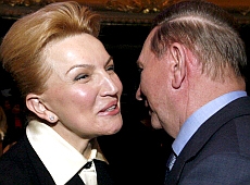 Як на Гордості країни Кучма Богатирьову цілував