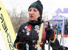 Герега на лижах позмагалася з дипломатами. ФОТО