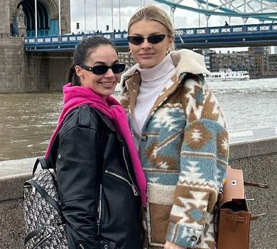 Дружини футболістів Коноплянка, Зінченка, Ротаня і Кравченка попозували на тлі Лондона