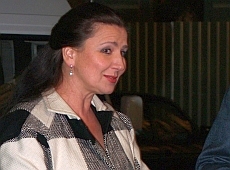 Бомонд у Вакарчука: картата Богословська й Андре Тан у шапочці