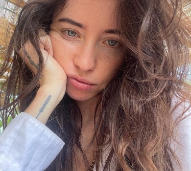 Дорофєєва без мейкапу притулилася до Кацуріна та відповіла, чи вагітна