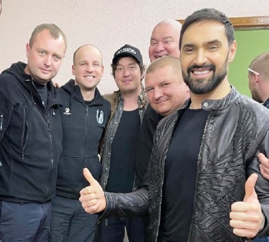 Козловський, Pianoбой та Кошовий виступили у харківському метро