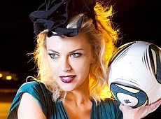 Найкращий кухар Іра Блохіна привчає Жаклін Олексіївну до гімнастики 