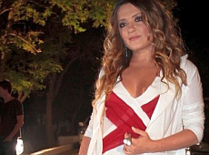 Могилевська з хрестом на пузі й підгуляла наречена Кароль