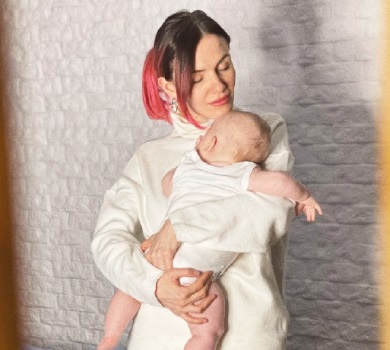 Хочу більше ніколи не чути вибухів: MamaRika написала щемливе звернення від імені свого малюка