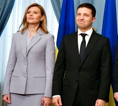 Зеленська в Латвії засвітилася в лавандово-сірому вбранні. ФОТО