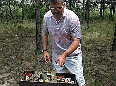 Тимошенко на короткій нозі з яйцями, а Гриценко - з шашликом