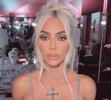 Кардашян зробила перше селфі в житті Анни Вінтур. ФОТО