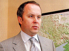 Шуфрич розбагатів на картинах і любить різатися в карти