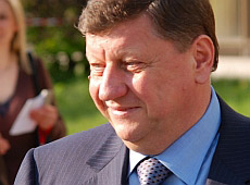 Волков видав дочку заміж за митника і задарував діамантами