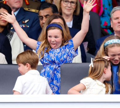 У королівській родині пояснили, чому правнуки Єлизавети ІІ бешкетували на її святі