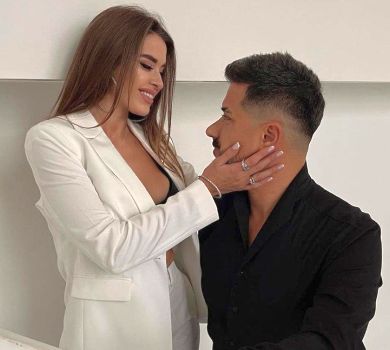 Відображення душі: екс Лорак для фото пристрасно захопив в обійми пасію