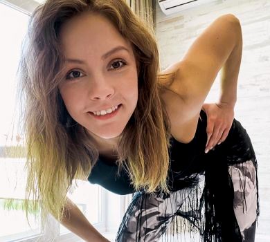 Гарячий контент: Шоптенко дала відеоурок із мокрої фотосесії 