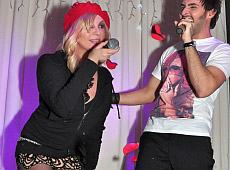 Білик показала всім, що в неї під спідницею