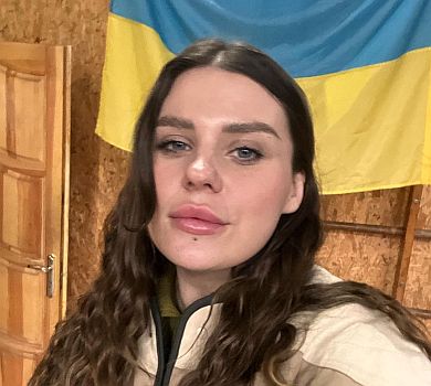 Подавіться вкраденим: Заріцька повернулася в свій дім, де побували окупанти