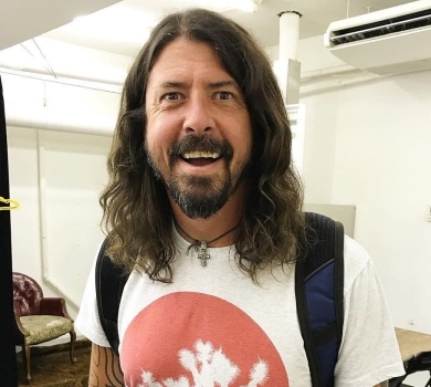 Я 20 років читаю по губах: лідер рокгурту Foo Fighters зізнався, що він глухий