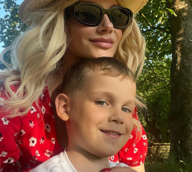 Пікнік і бульбашки: Екс-ВІА Гра Романова показала, як вітала сина з 5-річчям. ВІДЕО