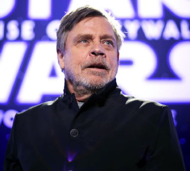 Нехай буде з вами сила: зірка Зоряних війн Марк Хемілл допоміг зібрати 500 дронів для України