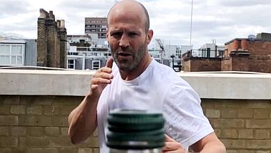 Збий кришку з пляшки: Стейтем, Річі та Diplo взяли участь у новому челенджі. ВІДЕО 