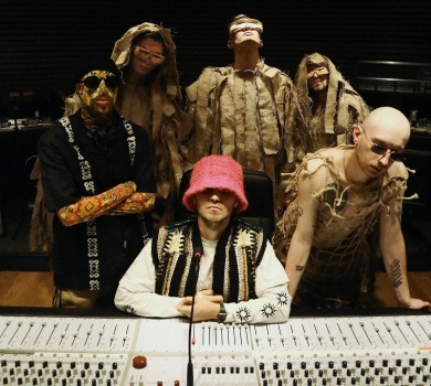 Тільки хлопав, не виступав: учасник Kalush Orchestra після появи свого фото коло Кремля пояснив, що робив у Росії