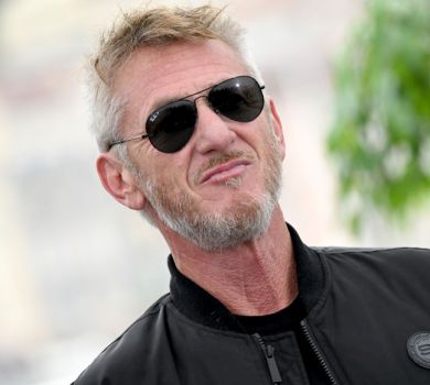 Шона Пенна в Римі підловили за поцілунками з українкою Коротяєвою. ФОТО