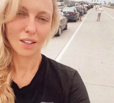 Яке щастя: Полякова повернулася в Україну і показала, як її зустріли