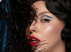 Полякова стала брюнеткою та розказала про догляд за обличчям